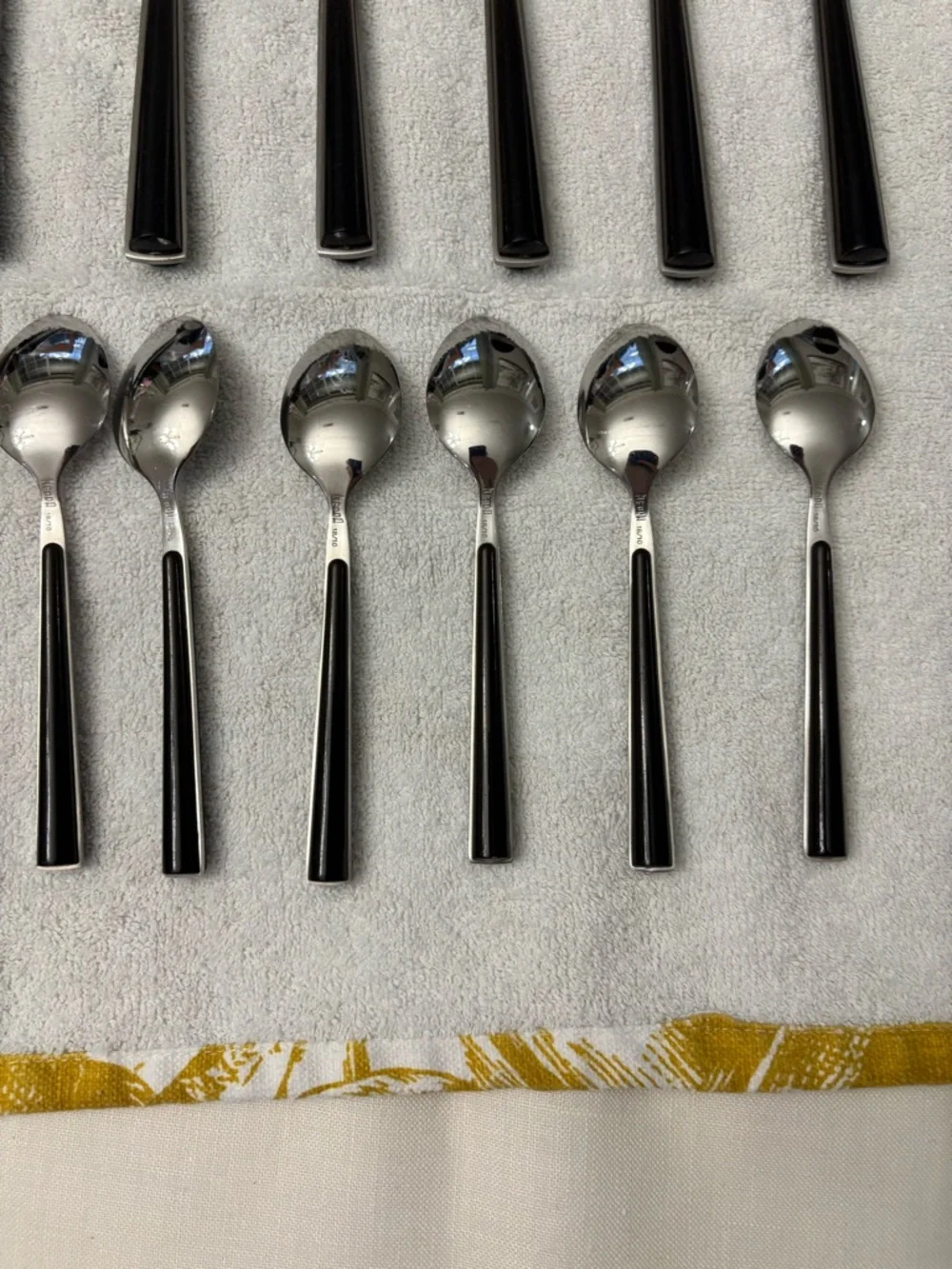 Mepra  24pc Flatware Set Blackish/Brown Resin Italian 18/10 Stainless Steel - Picture 8 of 15